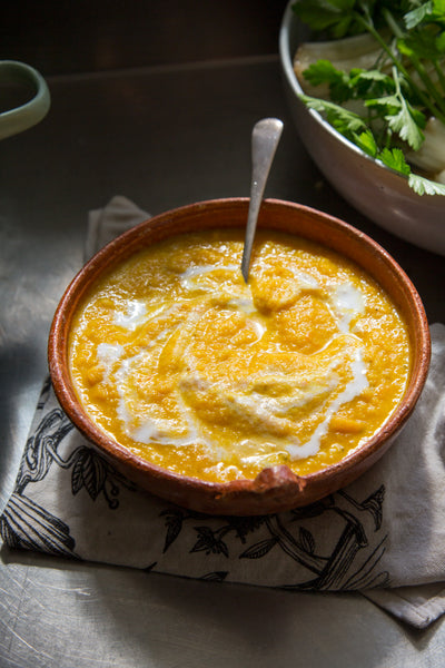 NOURISHING TURMERIC CARROT & COCONUT SOUP