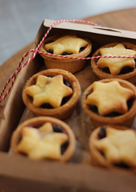 Xmas Fruit Mince Pies - ripe delicatessen